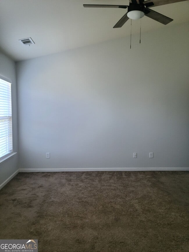 Building Photo - 2025 Appaloosa Way