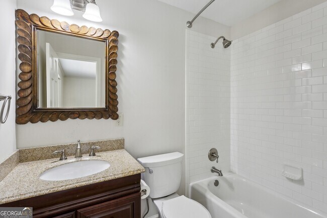 Building Photo - 4708 Tall Pines Dr NW