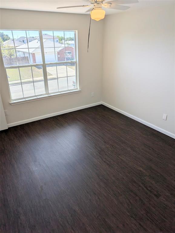 Building Photo - 222 Phillips St