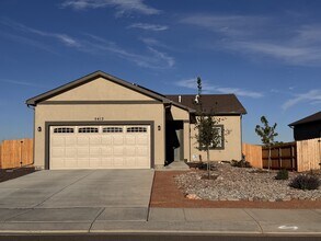 Building Photo - 5412 Gannet Ln