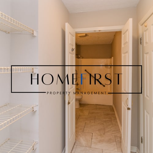 Building Photo - 226 Buffalo Trce