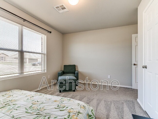 Building Photo - 1308 Dustin Dr