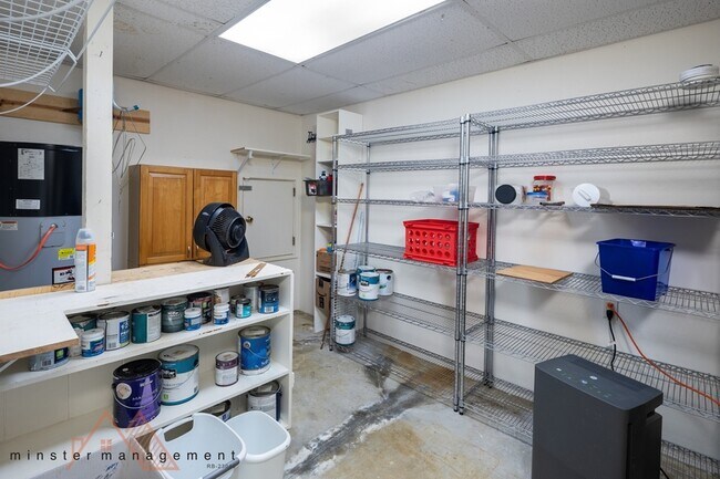 Building Photo - 47-459-459 Hui Iwa St