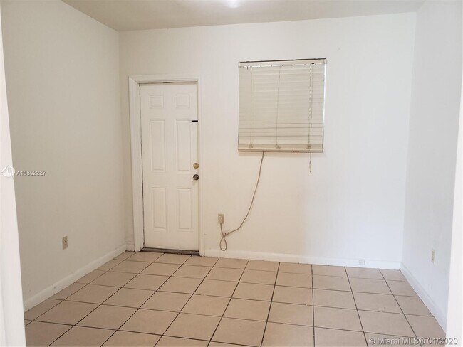Building Photo - 345 NE 80th Terrace