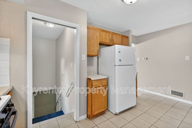 Building Photo - 10115 Saffron Dr