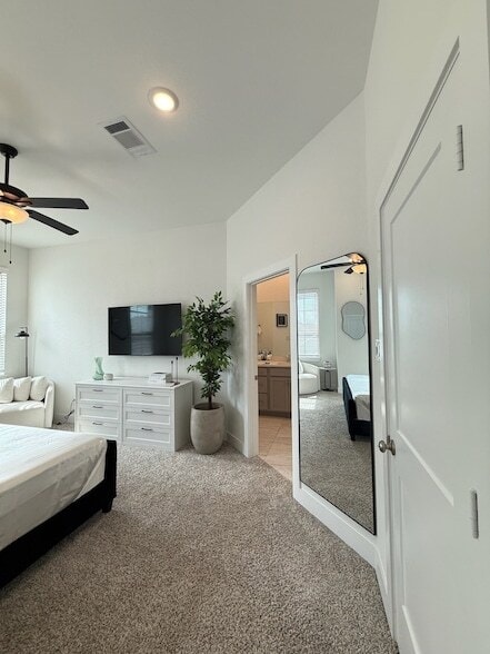 Building Photo - 7826 Starfish Arbor Dr