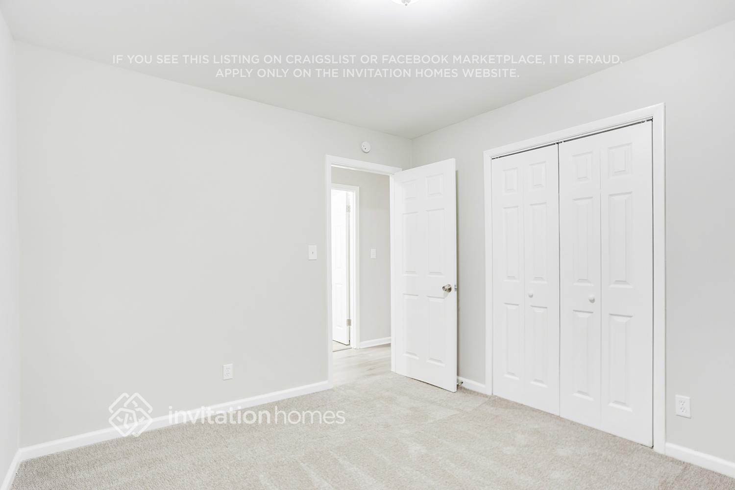 Building Photo - 2369 Brentford Pl