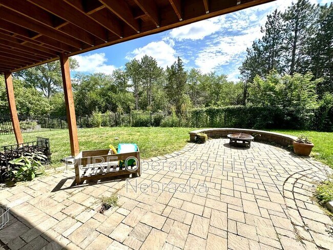 Building Photo - 3447 S 161st Cir