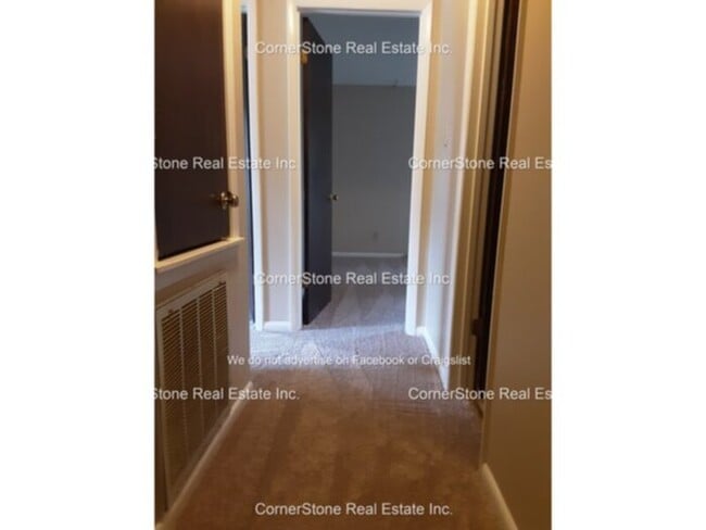 Building Photo - 6831 Buttermere Dr