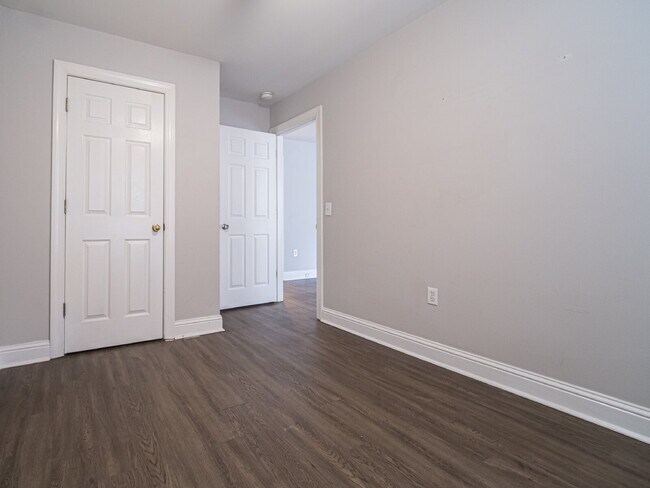 Building Photo - "Charming 3-Bedroom Retreat with 2 Full Baths in Gastonia - Your Cozy Haven Awaits!"