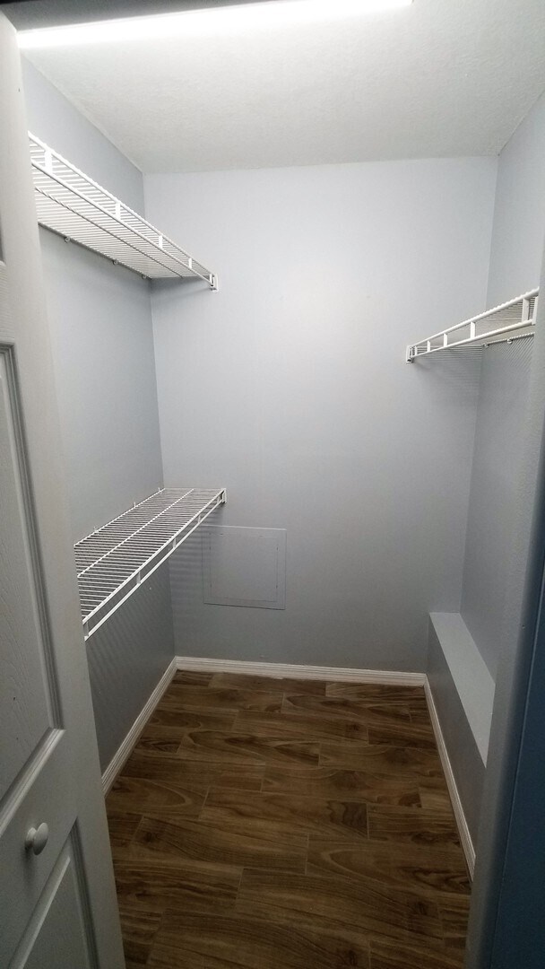 Building Photo - Ground Floor 2/2 with Conservation Views for Lease in Brandon, FL