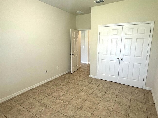 Building Photo - 19363 Fallglo Dr