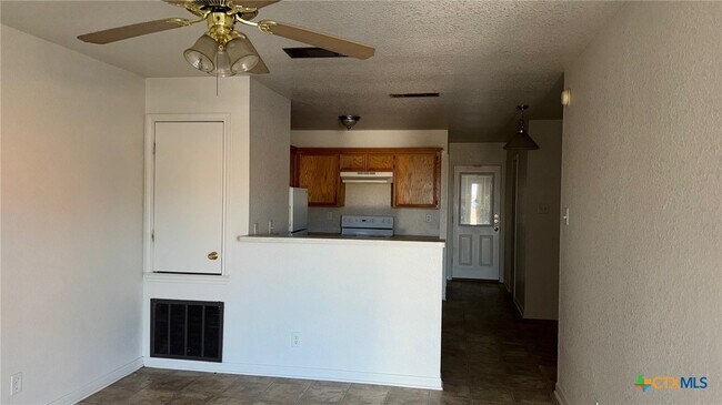Building Photo - 3312 Cantabrian Dr