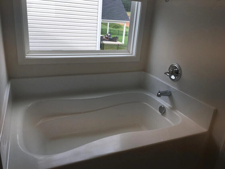 Building Photo - Room in Single Family Home on Dover Ct