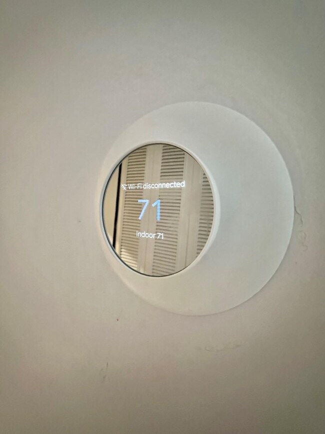 Building Photo - 3111 N Ocean Dr