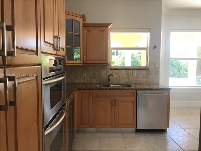 Building Photo - 8750 SW 164th St