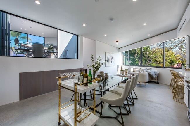 Building Photo - Architectural 1-Bed Designer Residence wit...