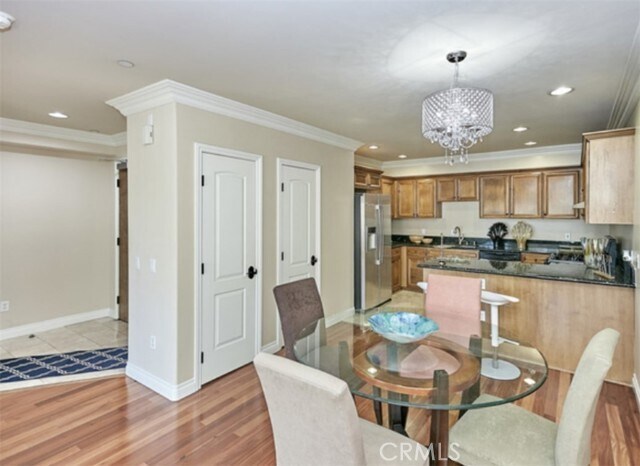 Building Photo - 3855 Ingraham St