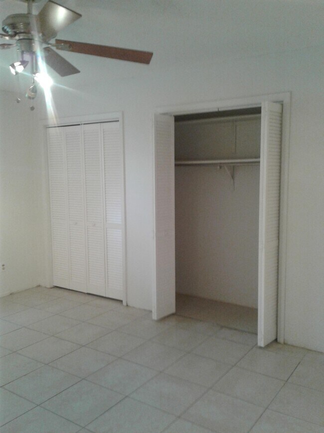 Building Photo - 635 3rd Ave N