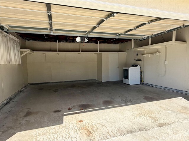 Building Photo - 5225 Maricopa St