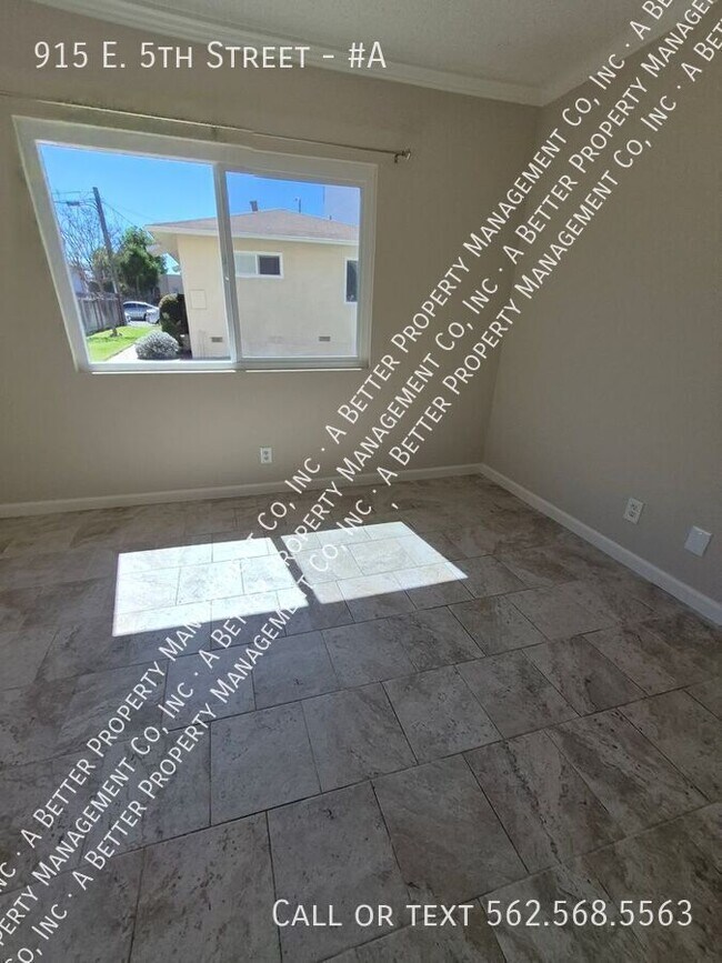 Building Photo - 915 E 5th St