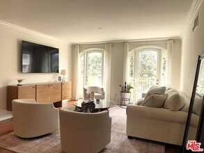 Building Photo - 1000 Granville Ave