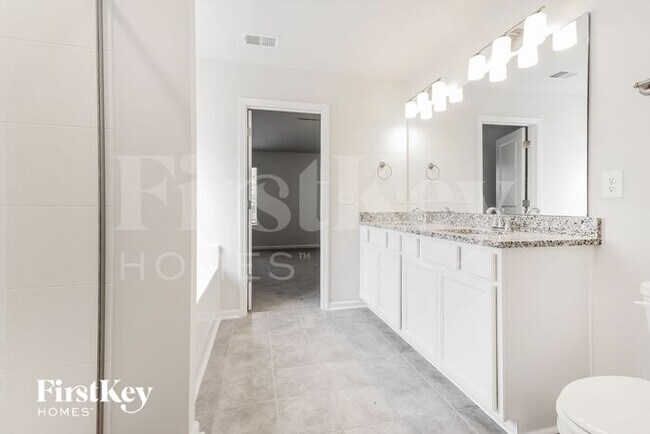 Building Photo - 507 Carronade Ct