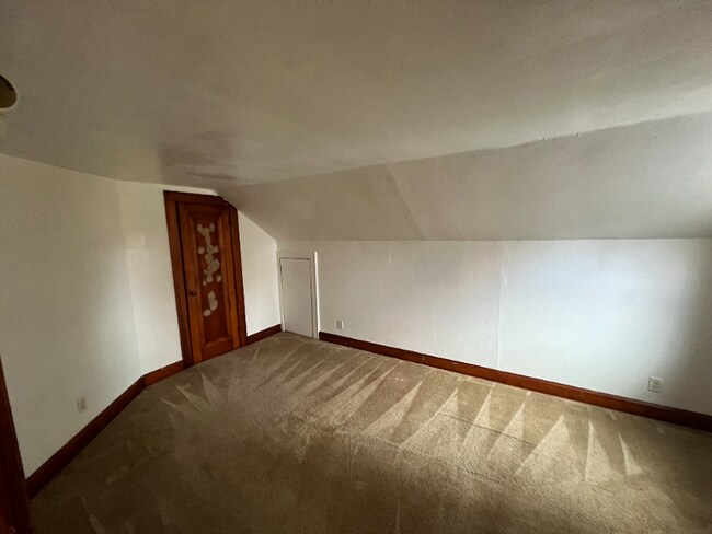 Building Photo - 2031 30th Ave