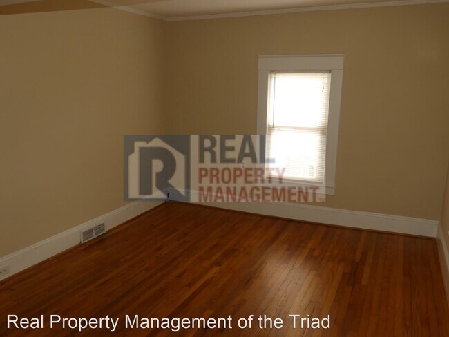 Building Photo - 3 br, 2 bath House - 1912 Walker Avenue