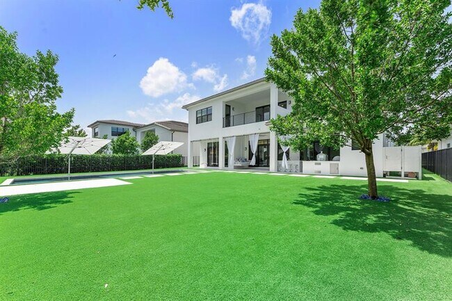 Building Photo - 9626 Vescovato Way