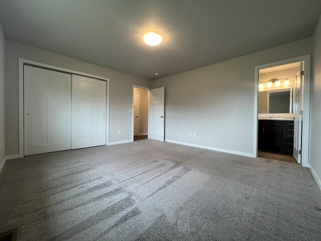 Building Photo - 4232 Winfield St
