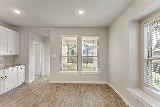 Building Photo - 254 Aster View Ct