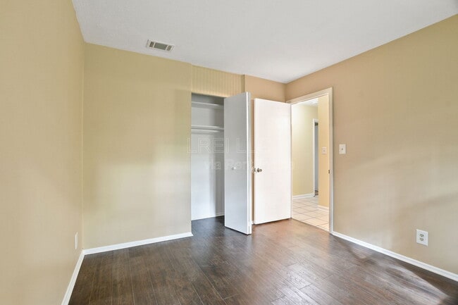 Building Photo - 5409 Ailanthus Trail