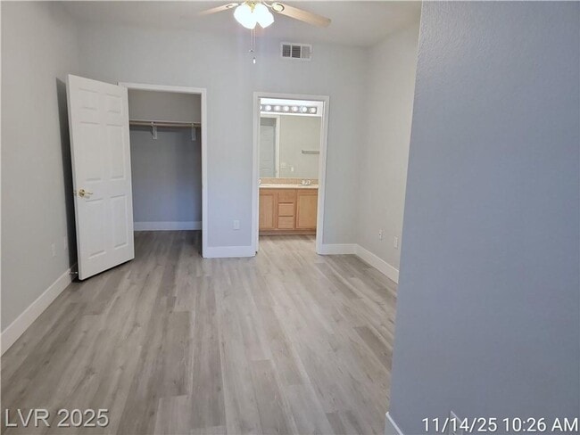Building Photo - SOUTHWEST GATED 2-BED, 2-BATH FIRST-FLOOR ...