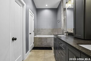 Building Photo - 1008 Naumann Dr