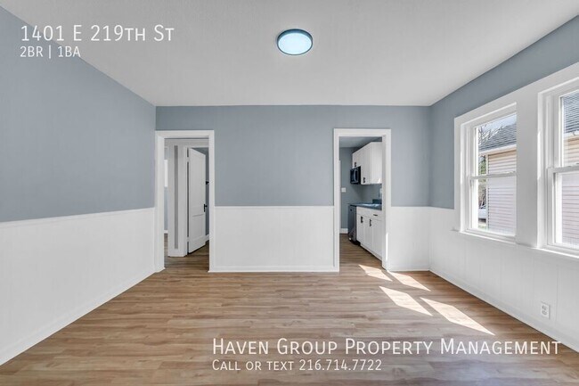 Building Photo - 1401 E 219th St