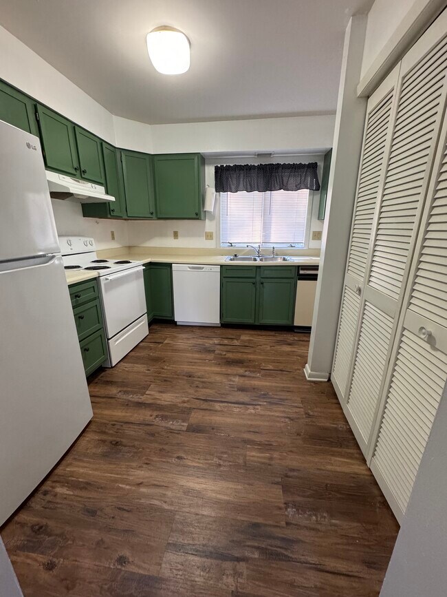 Building Photo - 334 Shenandoah Cir