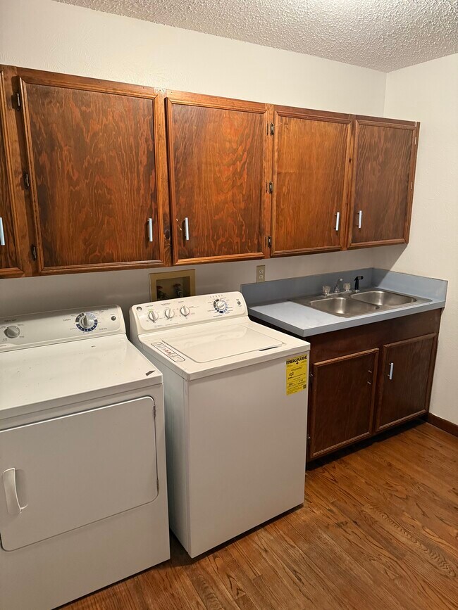 Building Photo - 3809 Addison Ave