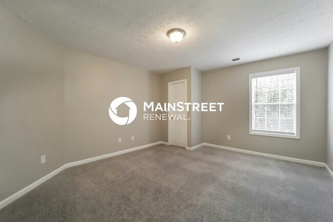 Building Photo - 4 Bedroom Pet-Friendly Home in Rex, GA with Main Street Renewal