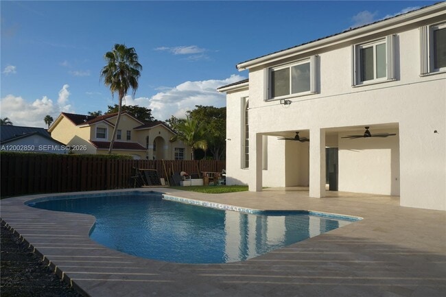 Building Photo - 15614 SW 110th Terrace