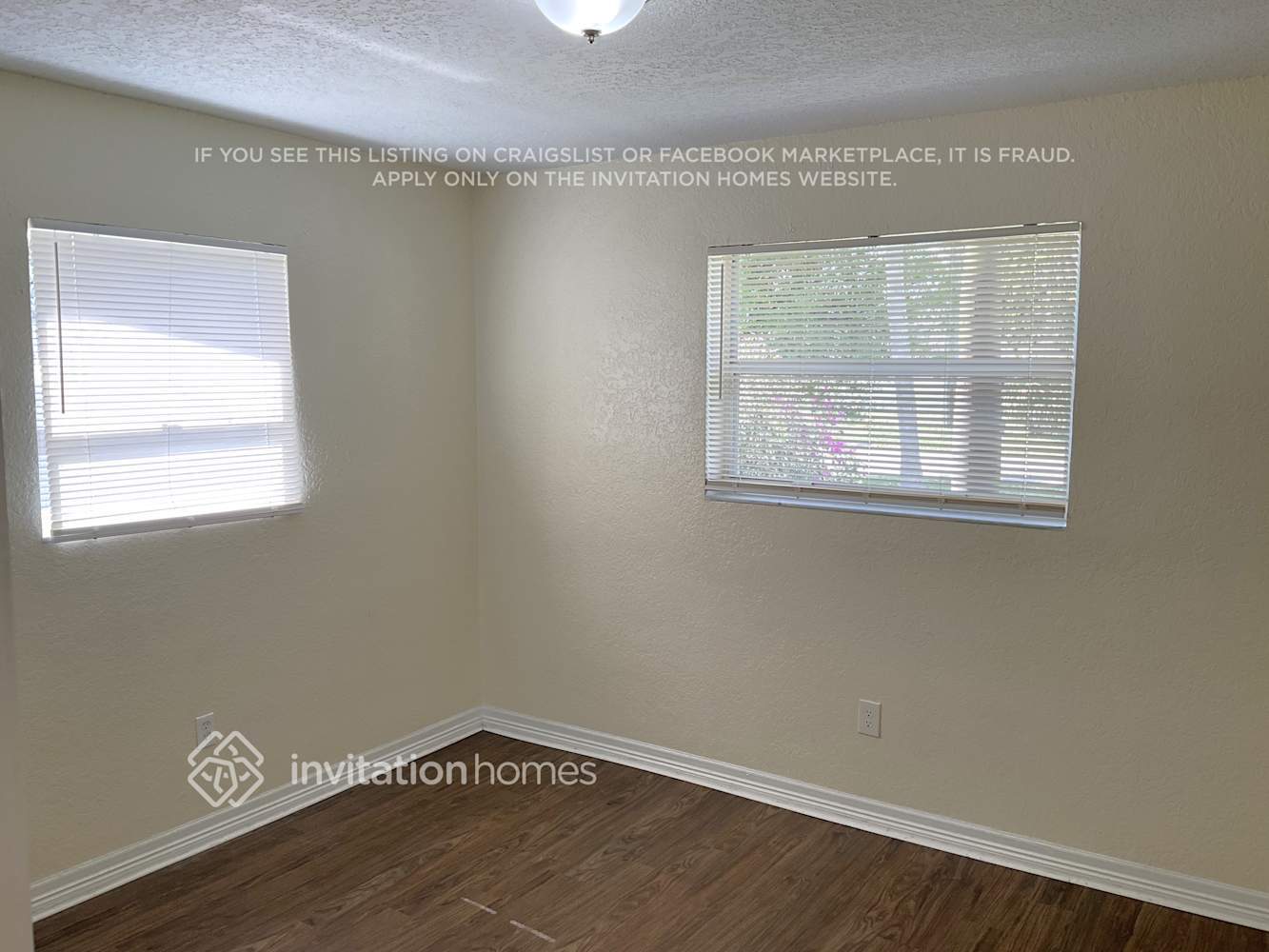 Building Photo - 640 SW 51st Ave