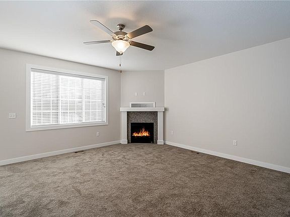 Building Photo - 9611 Turnpoint Dr