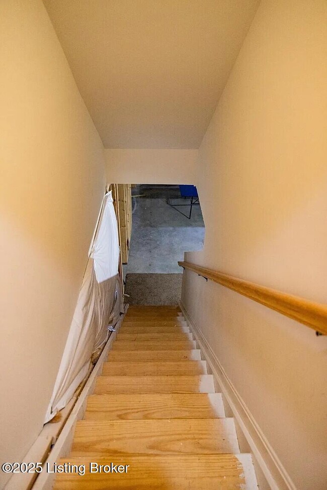 Building Photo - 110 Belden Trl