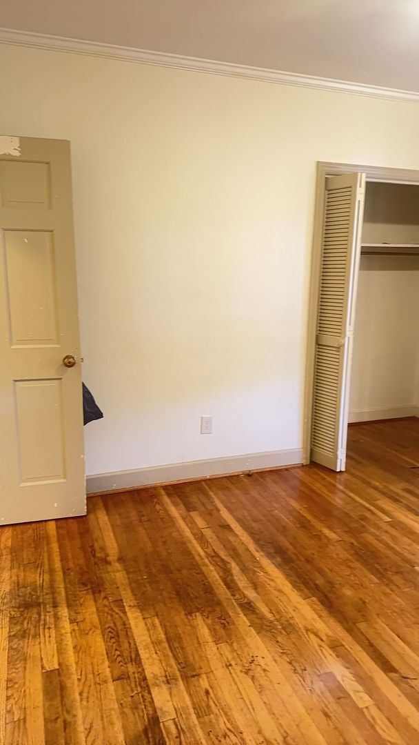 Building Photo - Location, Location!