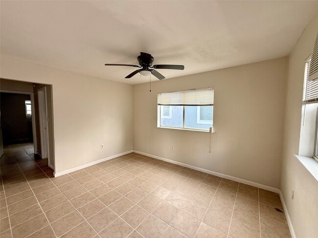 Building Photo - 3910 Hoffman St