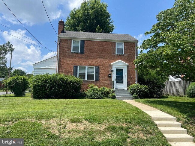 Building Photo - 315 Marvin Rd