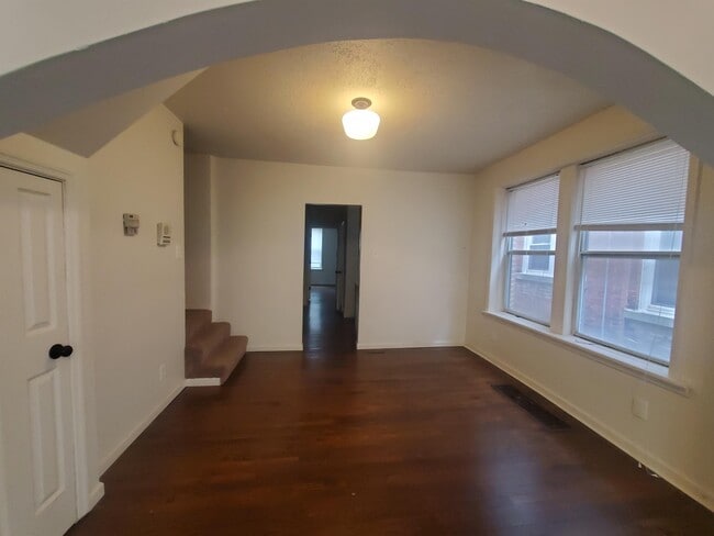 Building Photo - 4448 Shaw Blvd