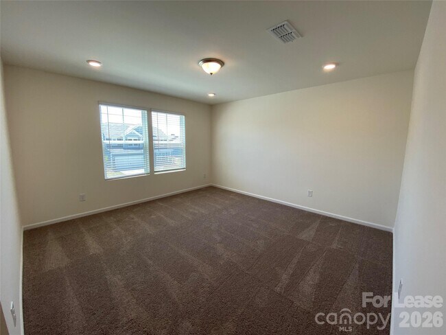 Building Photo - 1326 Harleston St