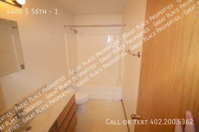 Building Photo - 4460 S 56th-1