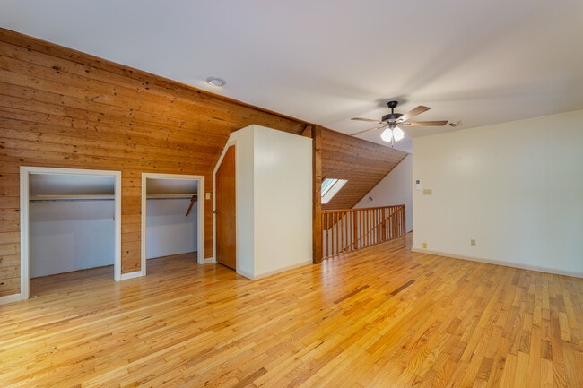 Building Photo - 480 Wingfield Way